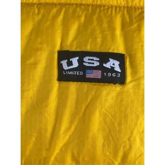 *Limited Yellow Puffer Vest Large - Picture 2 of 14